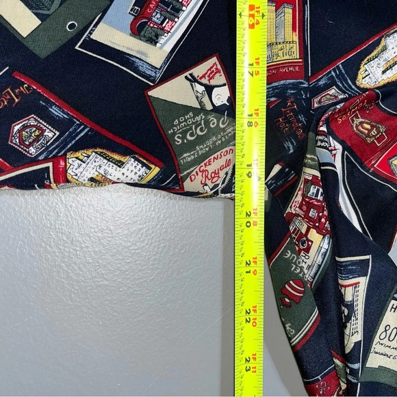 Vintage Liz Claiborne 100% Silk Novelty Bookmark Print Button Down Blouse Size 4 - Picture 7 of 8